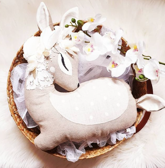 Miniature : Eglantine la biche