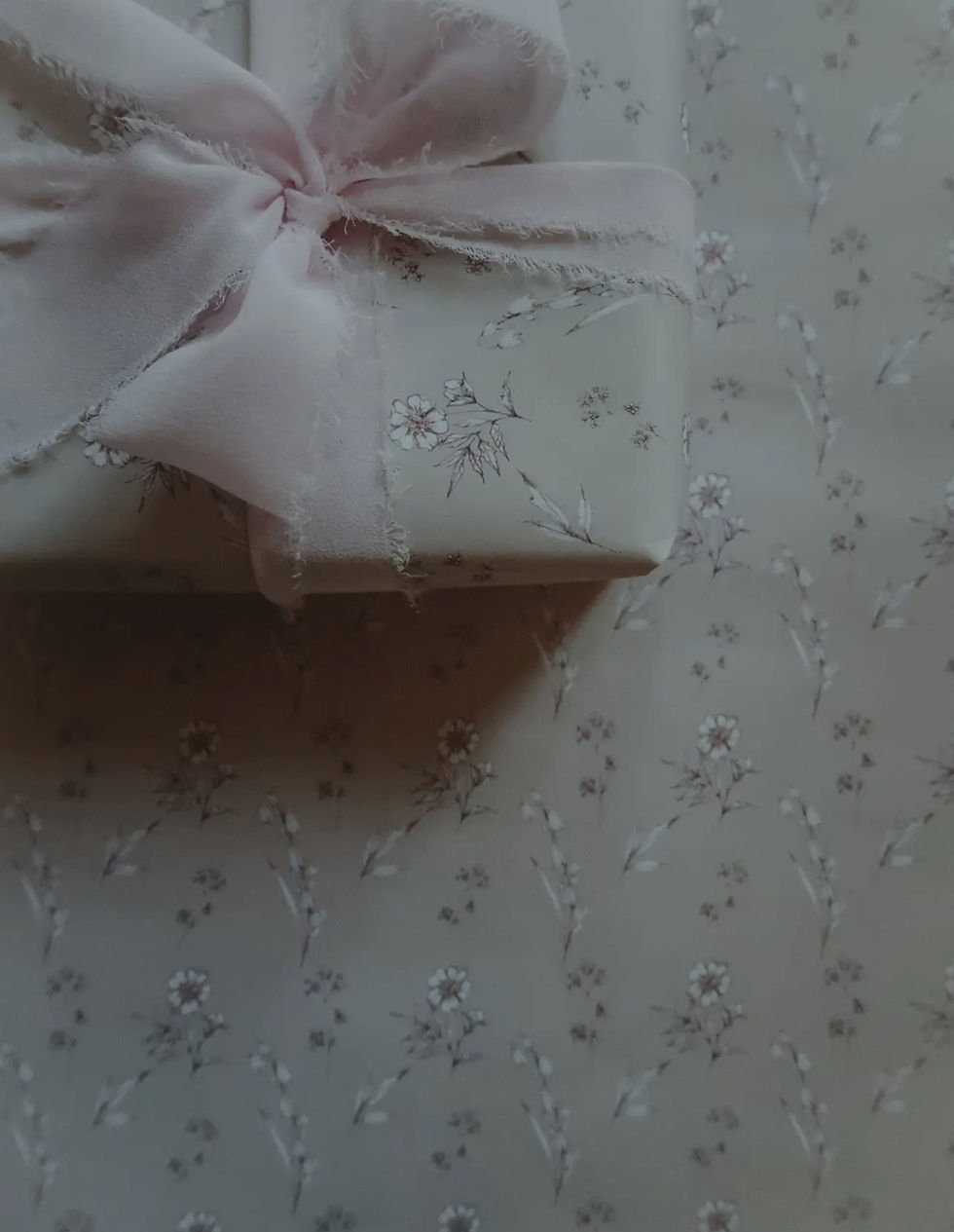 Thumbnail: Papier - fleurs blanches