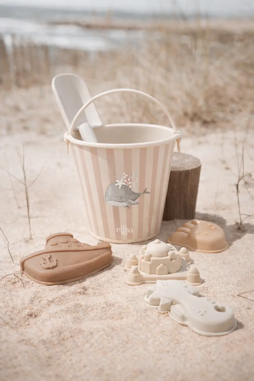 Thumbnail: Coffret de plage silicone — Petite baleine · Seau + pelle + moules