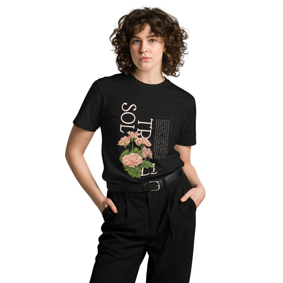 Women in Solo Travel T-shirt