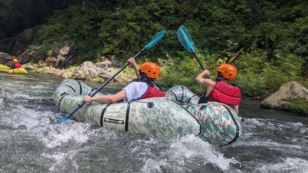 pack rafting tour in japan