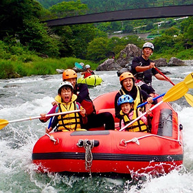 tokyo family rafting tour.