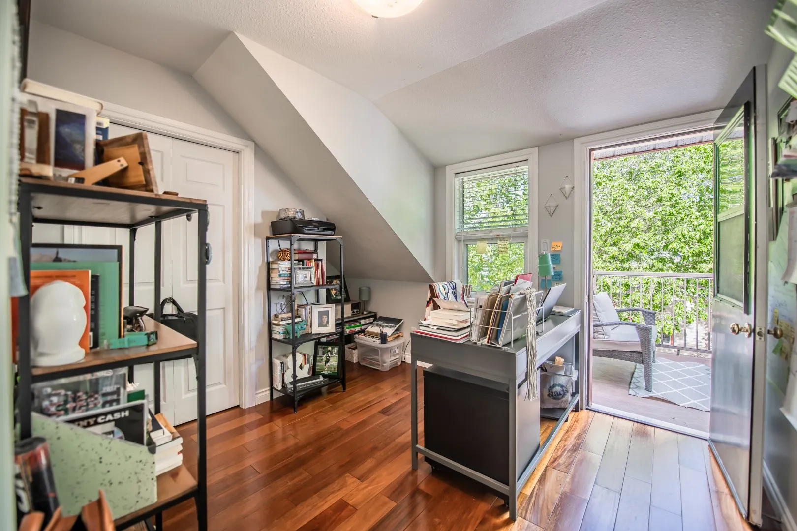 flooring regina (3).webp