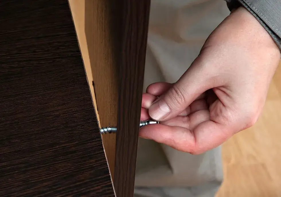 Cabinet hinge adjustment guide