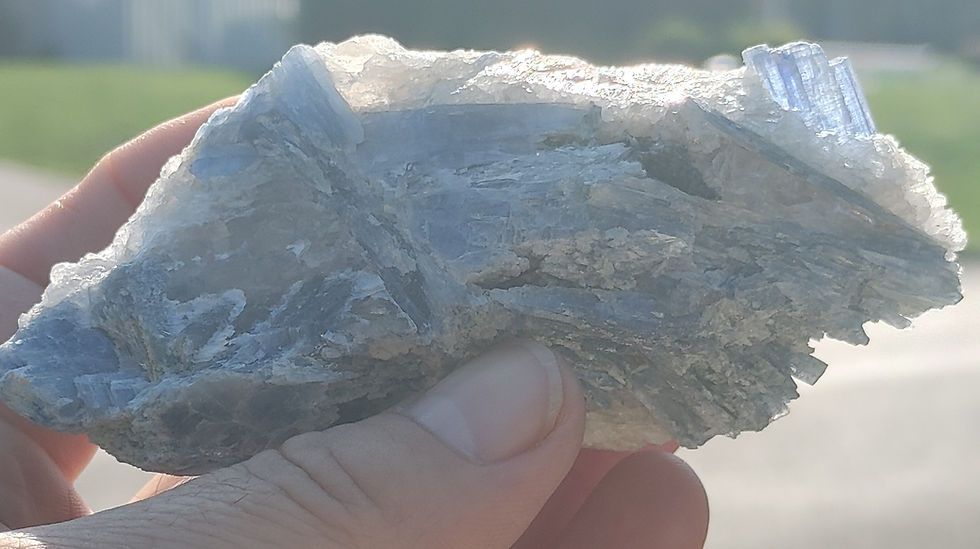 Thumbnail: Blue Kyanite / Quartz Large Specimen Dolmen Imprint (10.55 oz)
