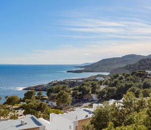 LAND WITH PROJECT FOR 1 MODERN VILLA  - B