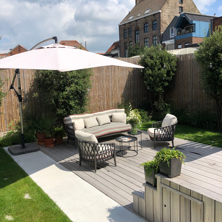 Tuinarchitect uit de regio Rotterdam, Studio Linda Lavoir, ontwerp een ecologische, moderne tuin, Tuinarchitect Zeeland, Tuinontwerper Rotterdam, ontwerp van de ecologische tuin, beplantingplannen, Groene tuin, vier seizoenen tuin, bedrijfstuin, groene bedrijfstuin, landschappelijke tuin, moderne maatschappelijke tuin, vaste planten, borders, ecologische architect, bijentuin damme