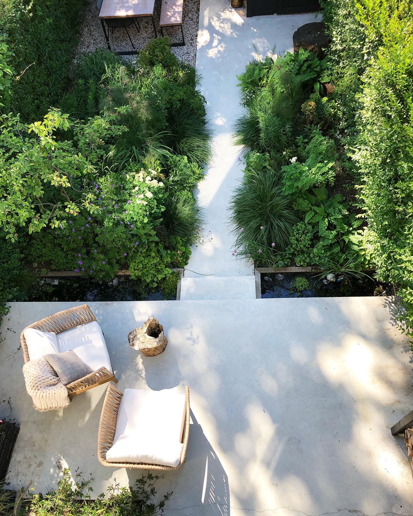 Tuinarchitect Rotterdam, Tuinontwerper Rotterdam, Tuinarchitect Zeeuws Vlaanderen, Tuinarchitect Zeeland, ecologische tuinontwerper, Ecologische tuinarchitect, natuurlijke beplantingsplannen, Insectvriendelijke tuin, kindvriendelijke tuin