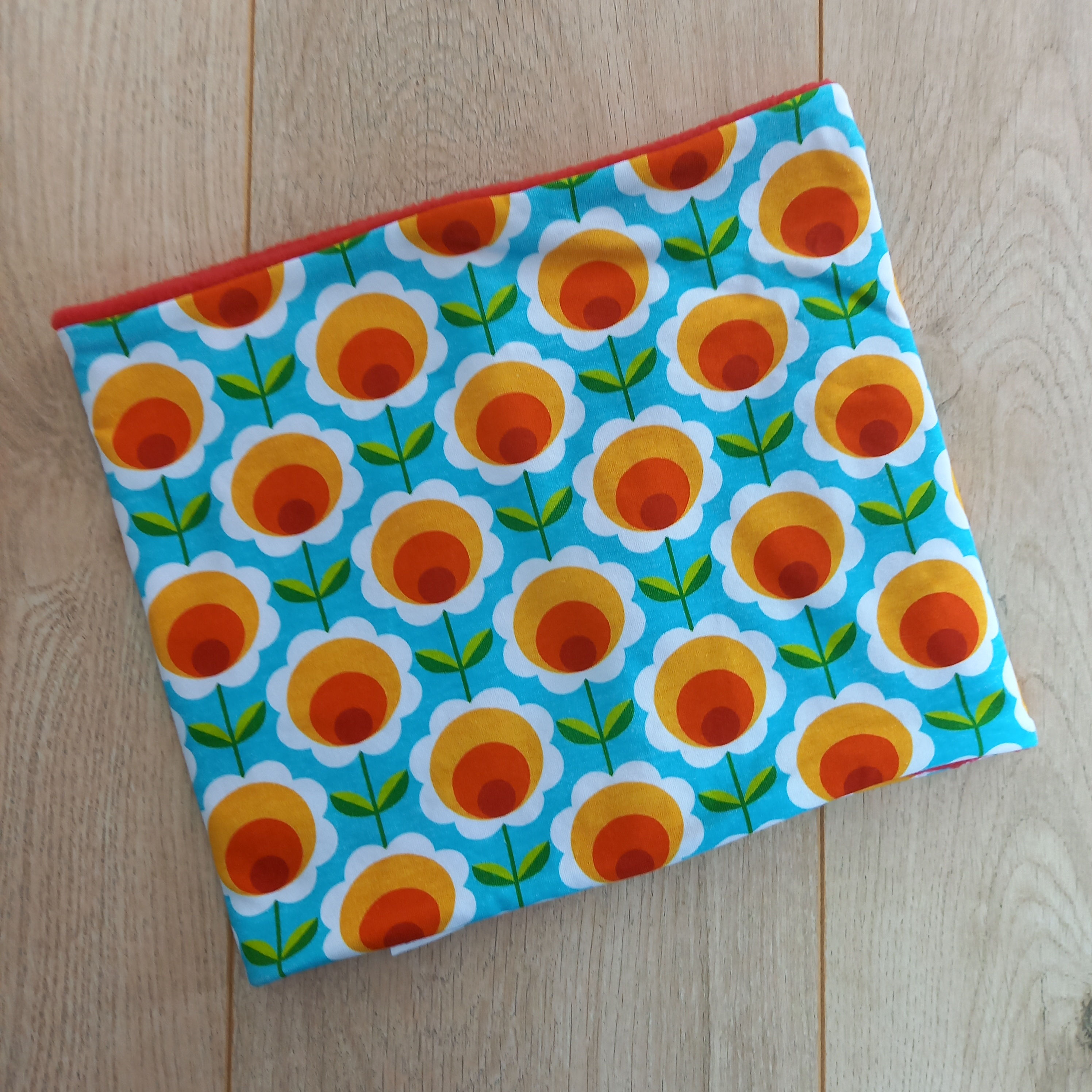 Retro Flowers Adult Snood