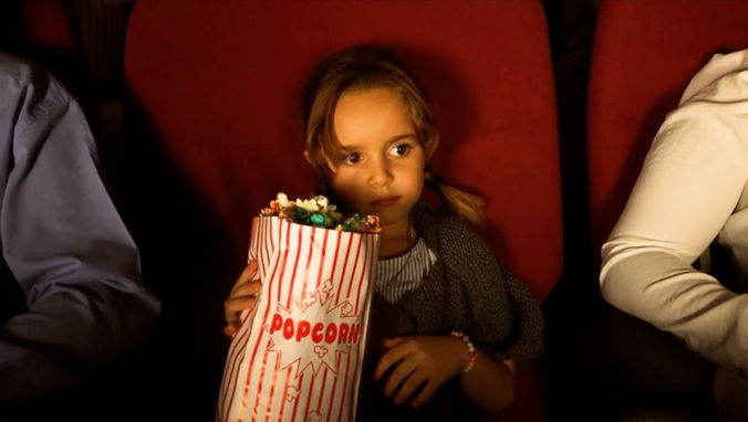 Blanca Vilches actriz infantil de Agencia KID en el Cortometraje Sala 4 Fila 11. SevenDucksFilms