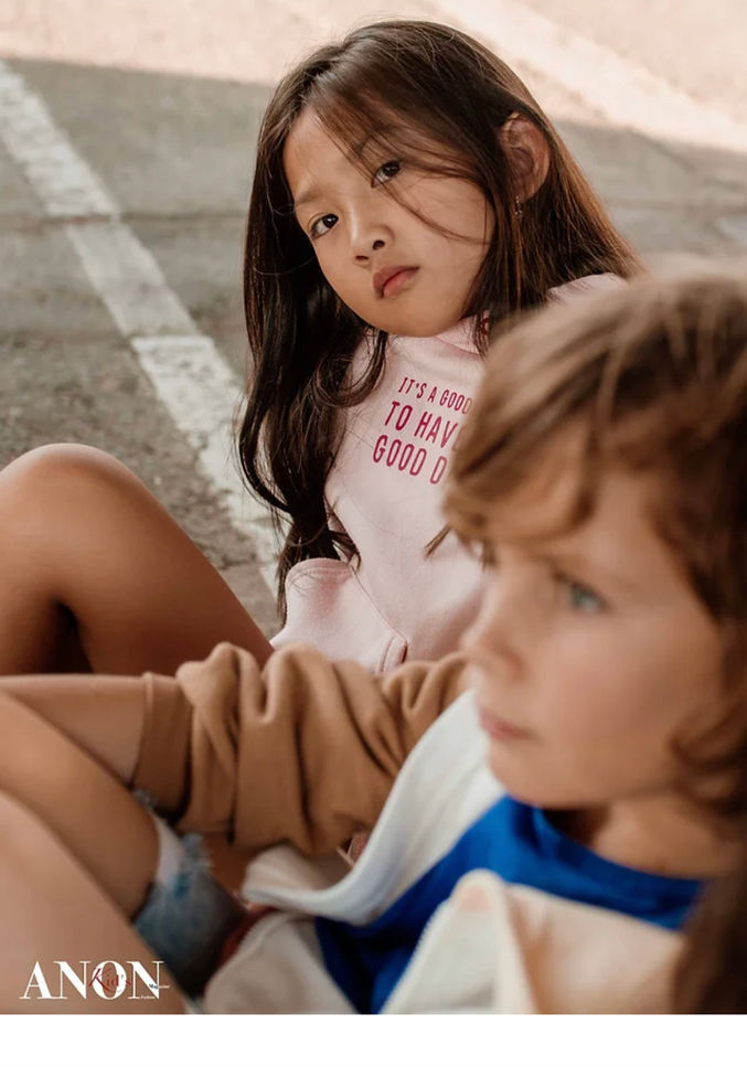 Chloe Lin de Agencia KID para la revista ANON KID's MAGAZINE. Modelo y actriz. Talento infantil andaluz.Fotógrafa Silvia Galán