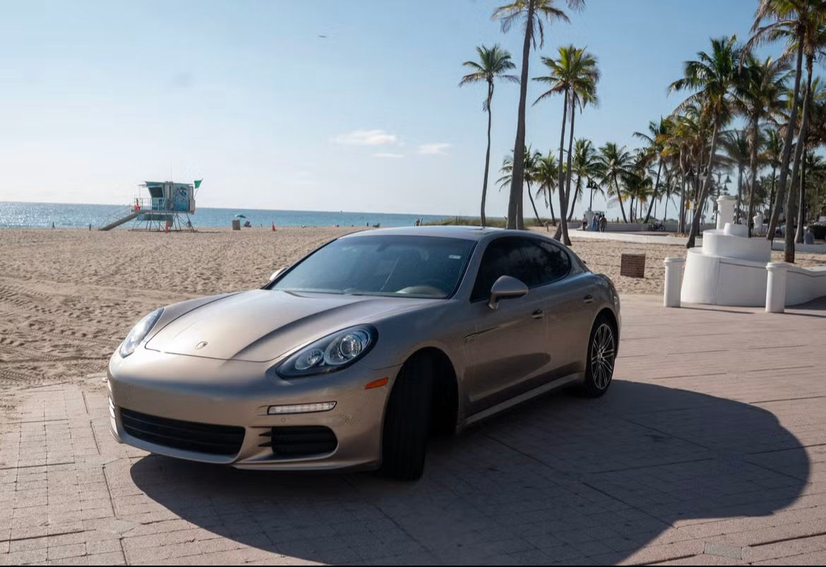2016 Porche Panamera