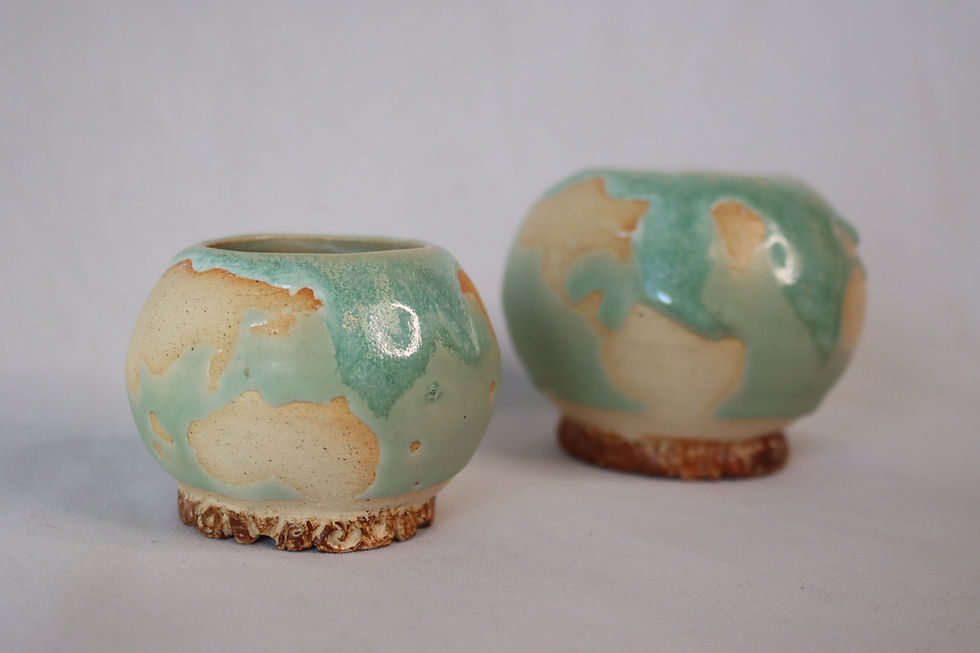 Thumbnail: The World is in Your Hands (large)