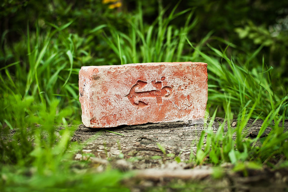 Старинный кирпич с Якорем