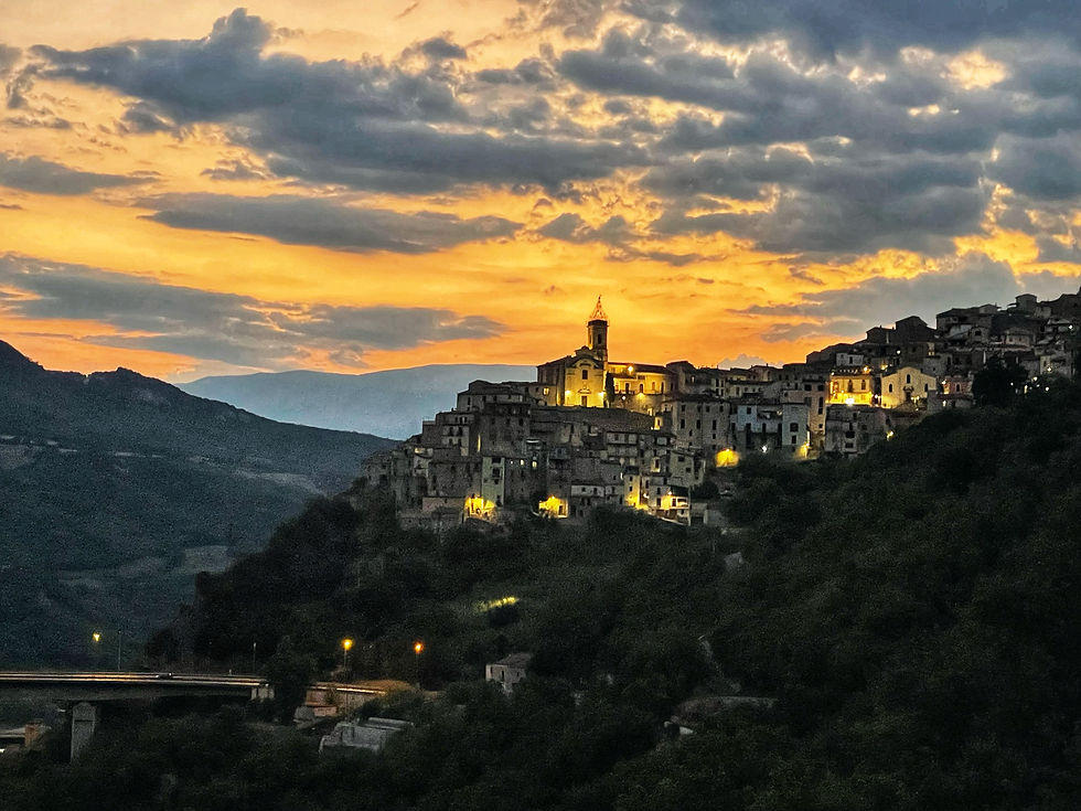 Colledimezzo at night