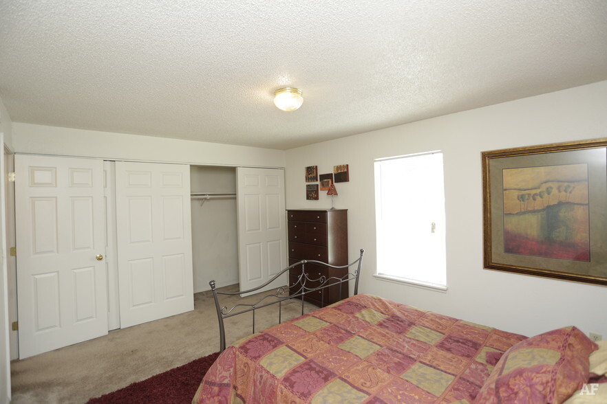 GALLERY Briarwood Apartments