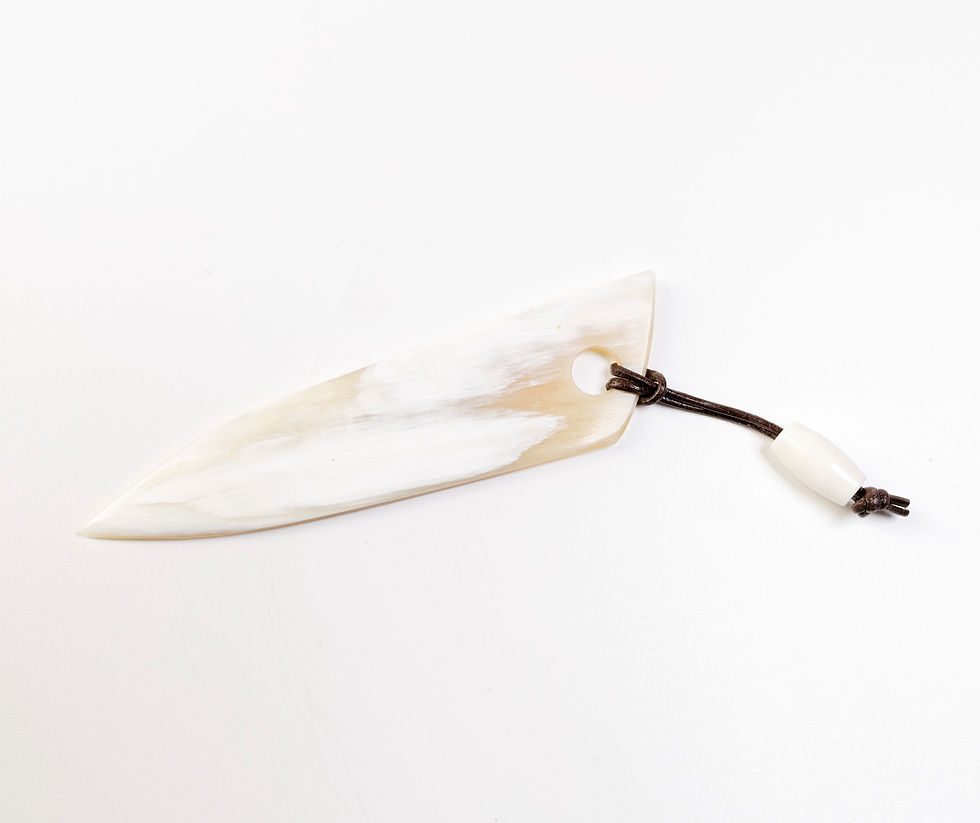 Thumbnail: Bookmark in cow horn