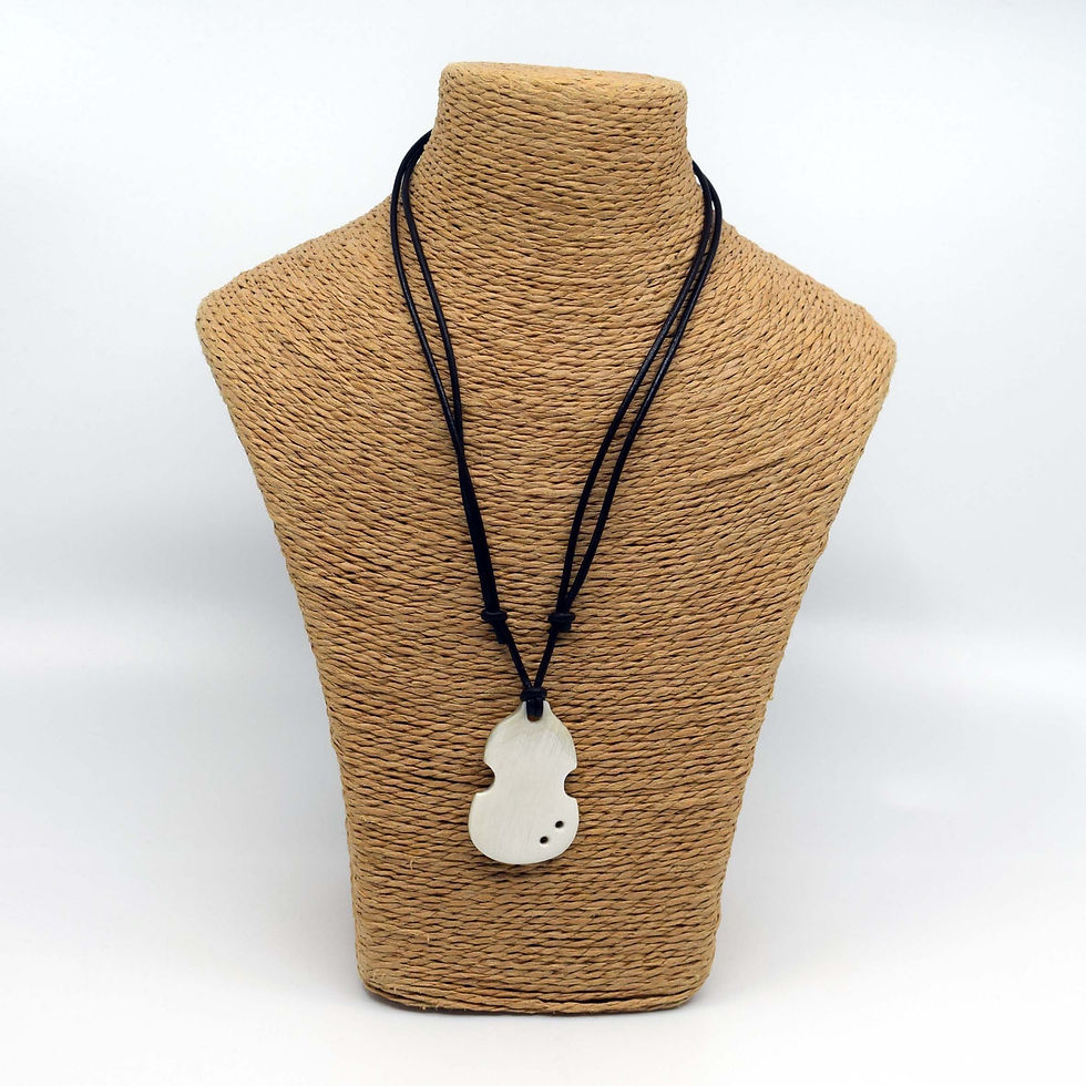 Miniature : Pendentif Höfner 500 en corne de vache