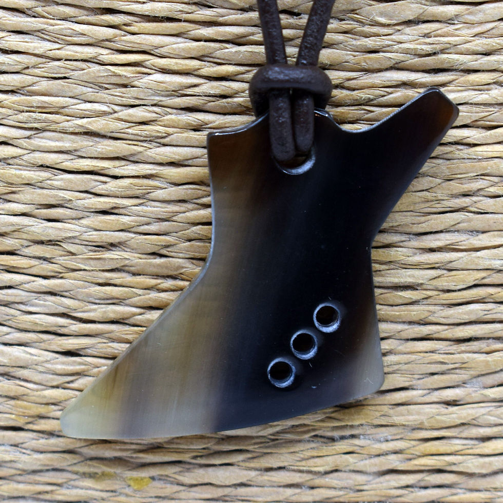 Thumbnail: Explorer Pendant in cow horn