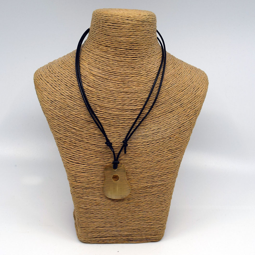 Thumbnail: Dreadnought pendant in cow horn