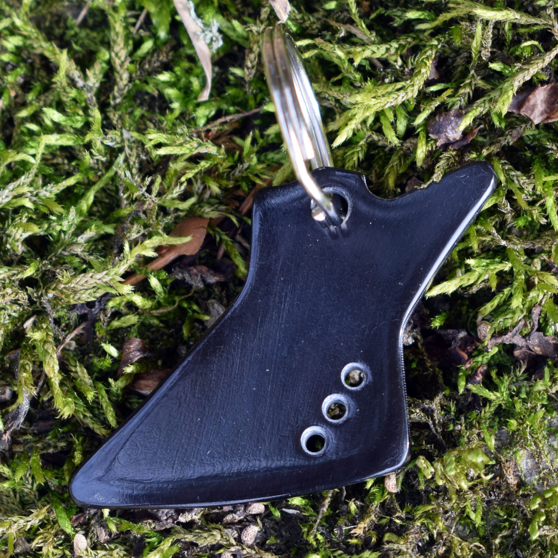 "Explorer" keyring in cow horn