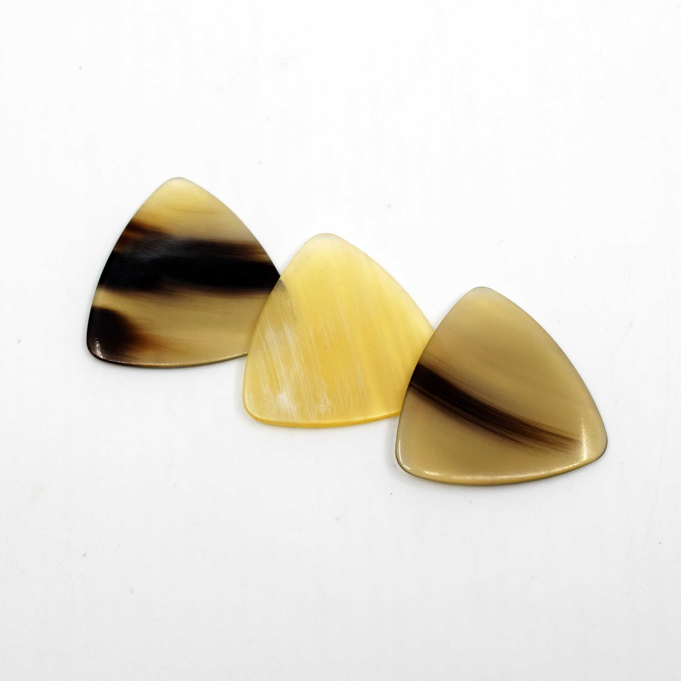 Set of 5 Triangle picks - Cow Horn