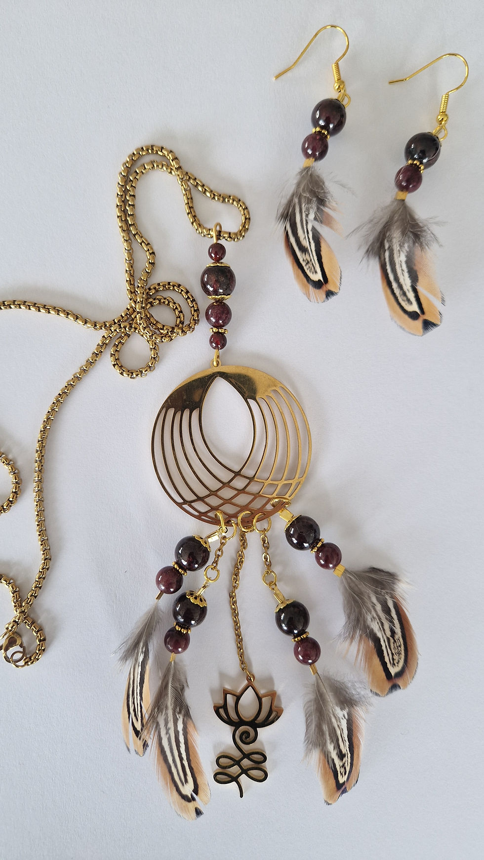 Miniature : Ensemble collier et boucles d'oreilles