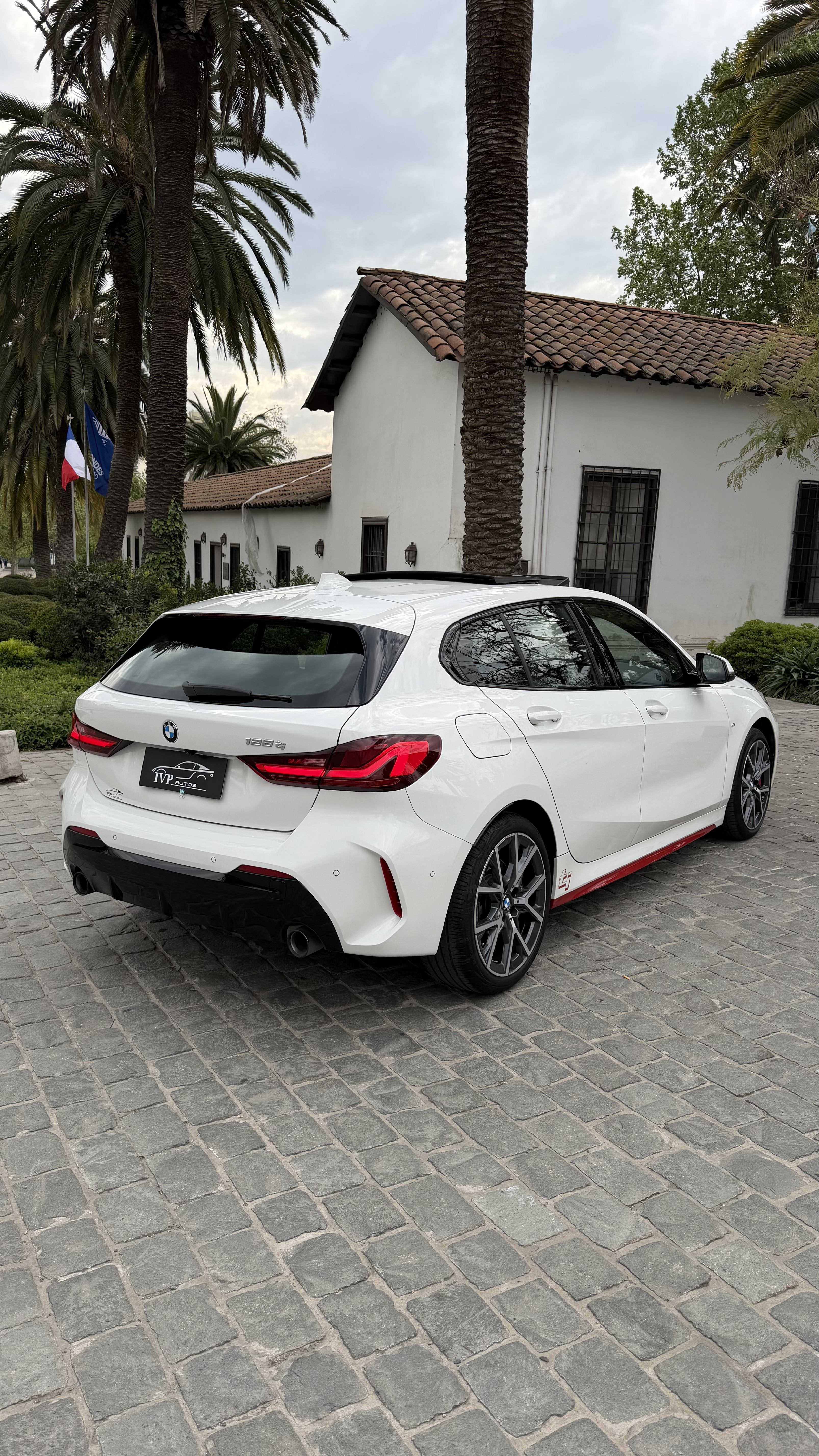 BMW 128Ti — foto 2 de 16