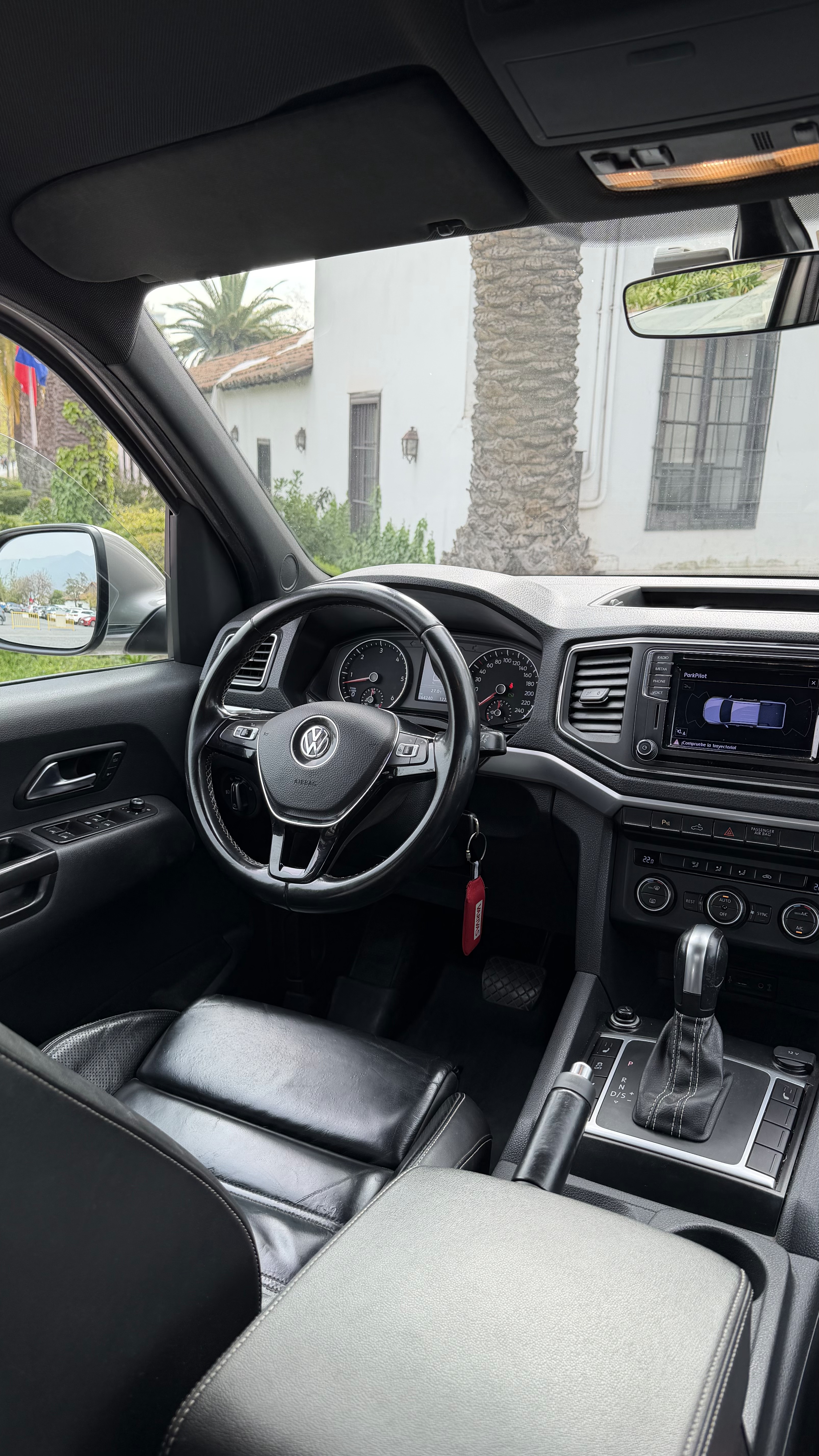 Volkswagen Amarok V6 3.0 4Motion — foto 13 de 15