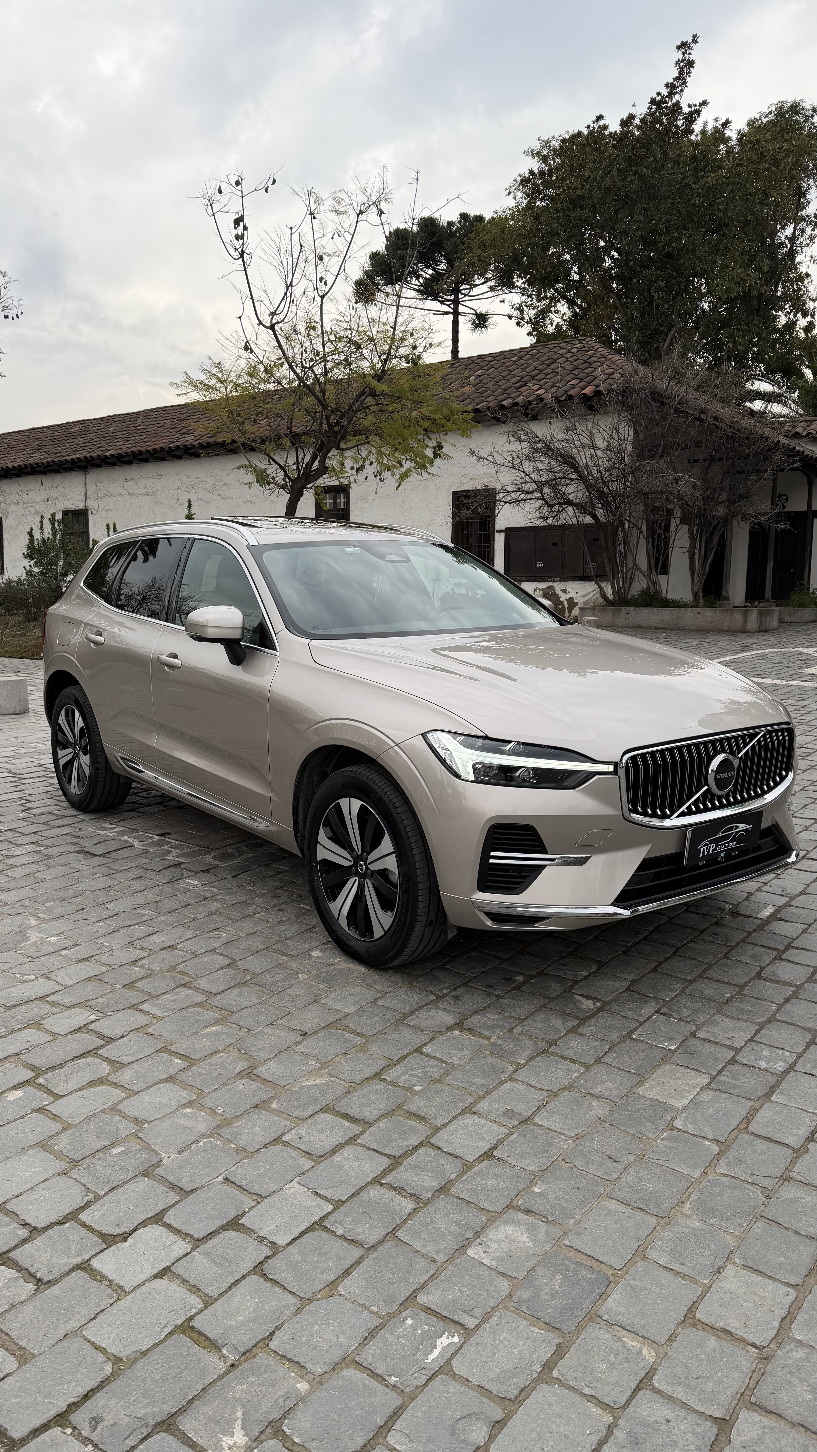 Volvo Xc60 Ii T8 Recharge — foto 2 de 10