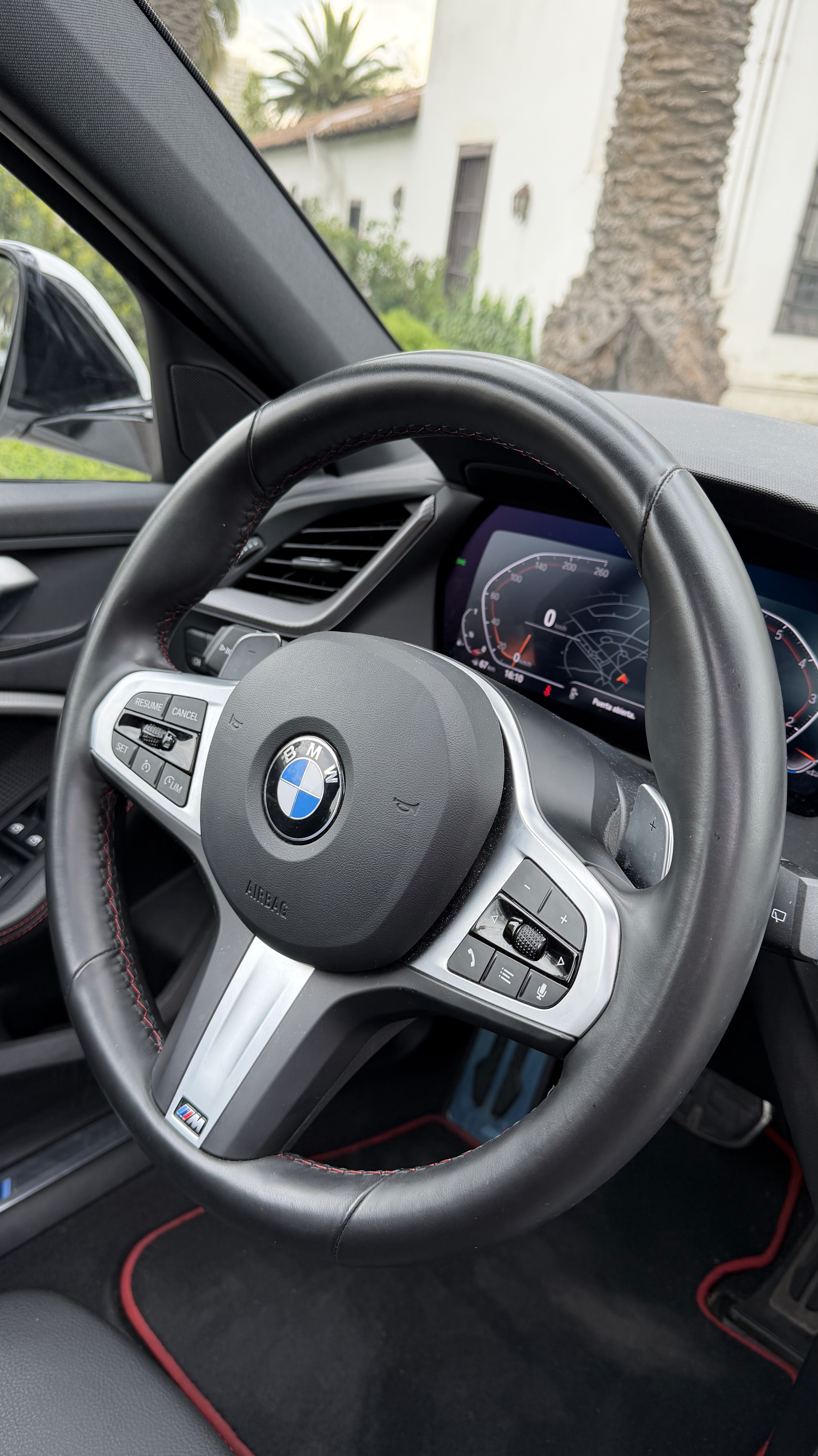BMW 128Ti — foto 13 de 16