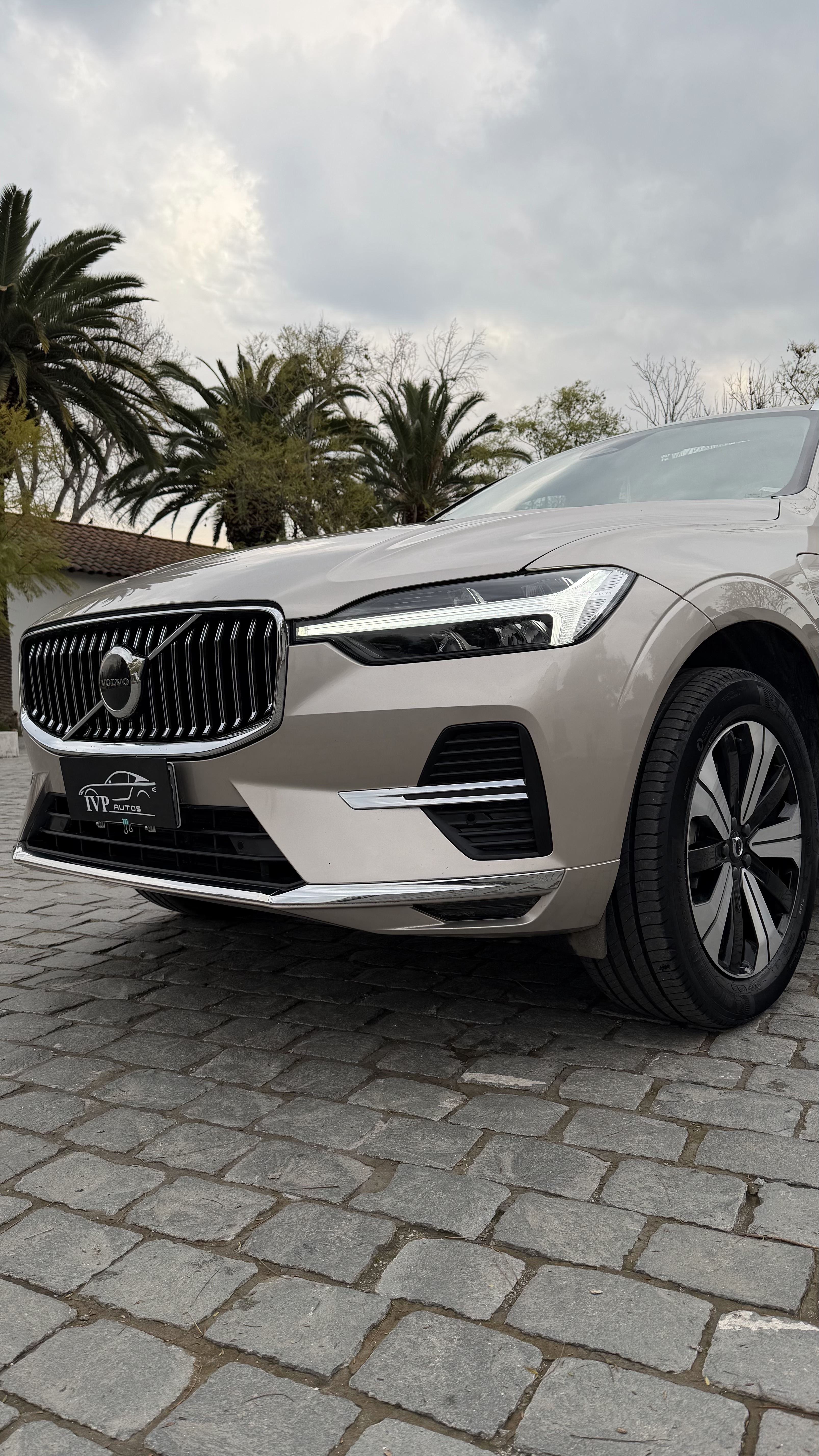 Volvo Xc60 Ii T8 Recharge — foto 3 de 10