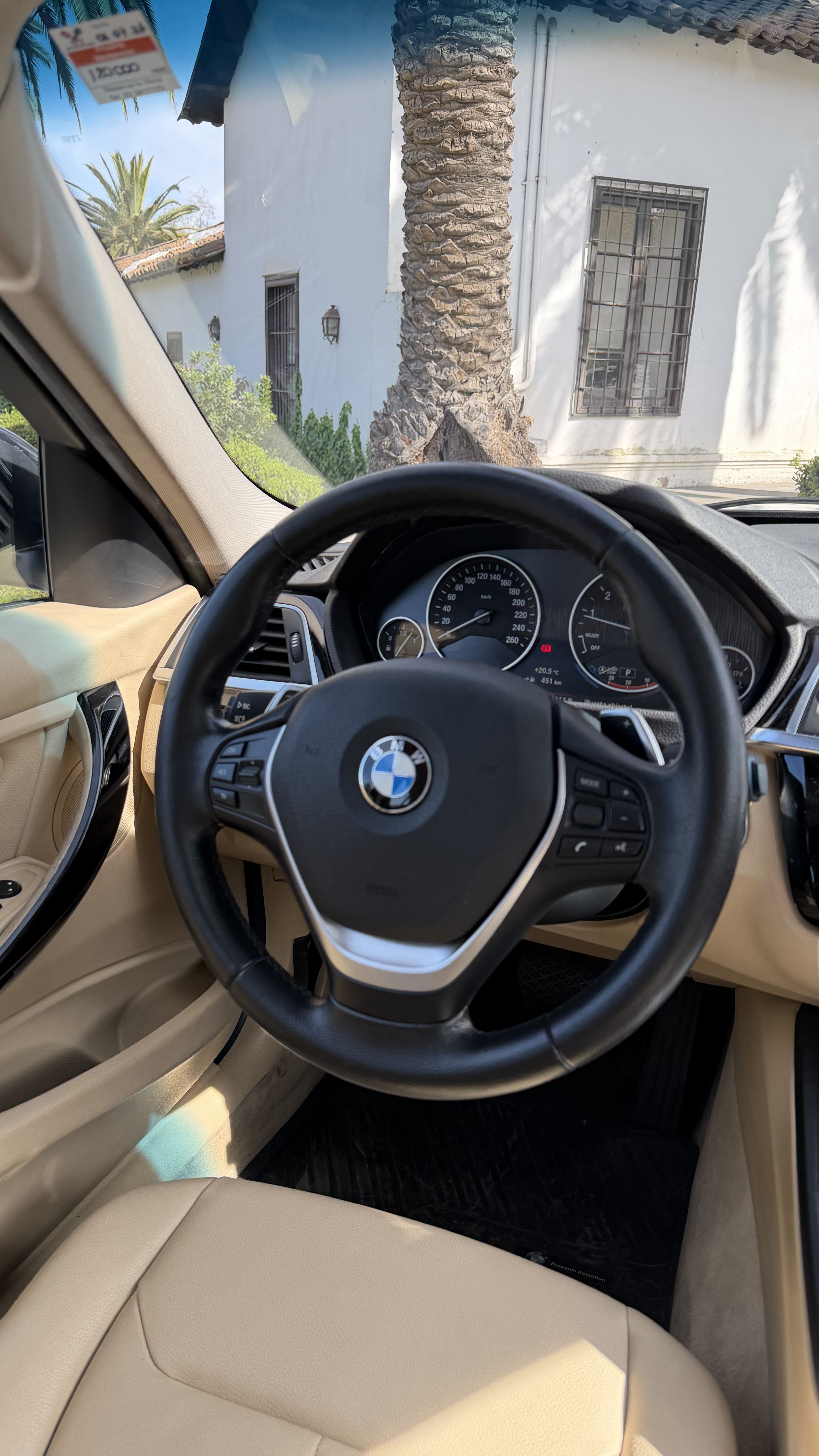 BMW 320I — foto 12 de 15
