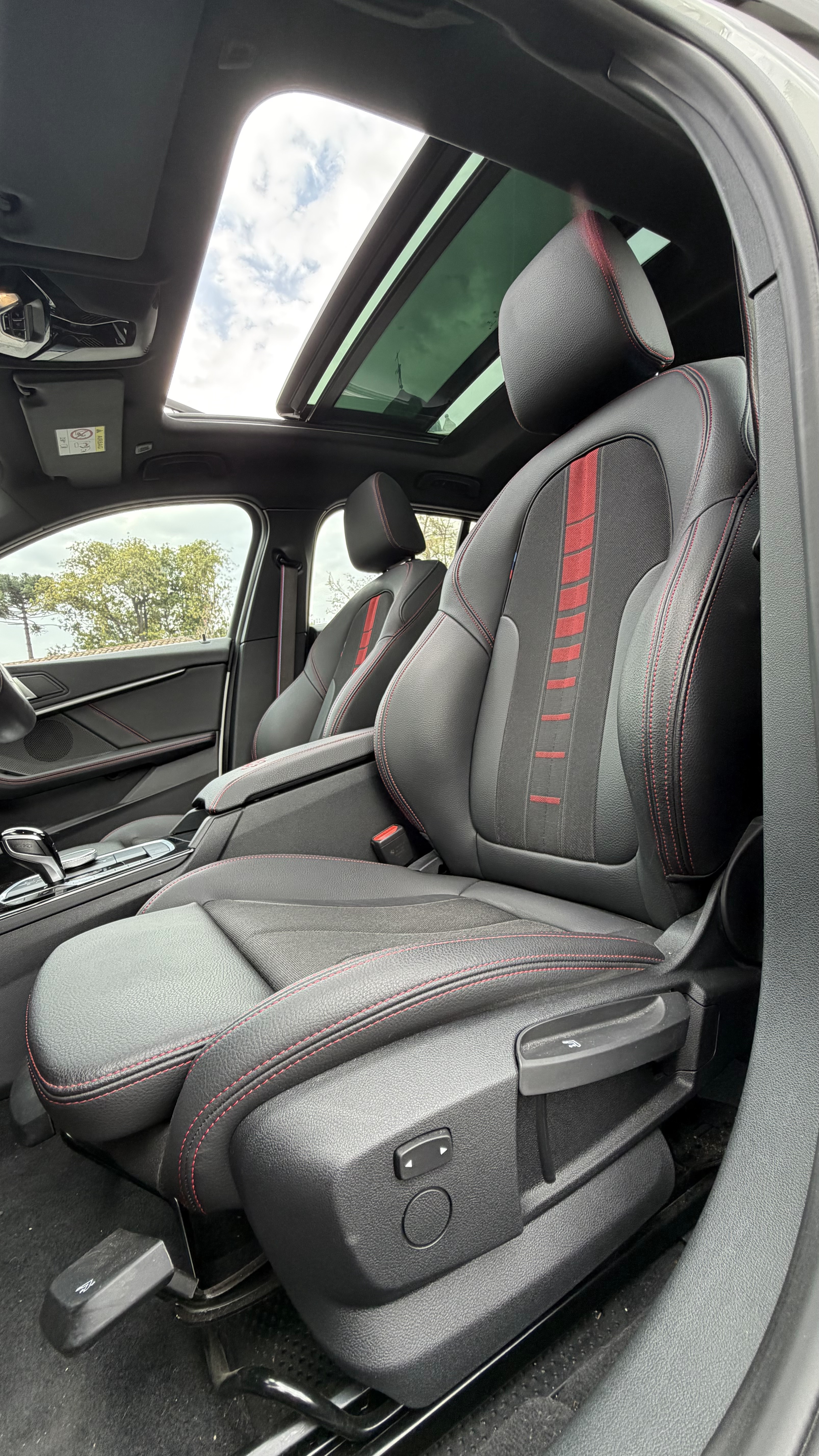 BMW 128Ti — foto 11 de 16