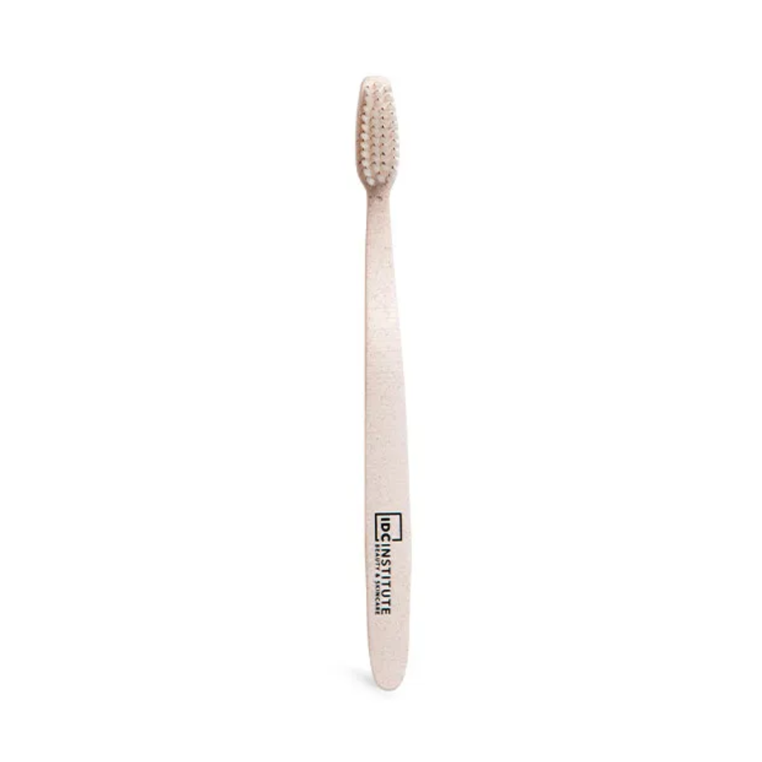ESCOVA DE DENTES DE FIBRAS NATURAIS IDC