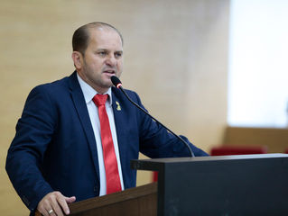 Cirone Deiró pede instalação de semáforos em avenida de Cacoal