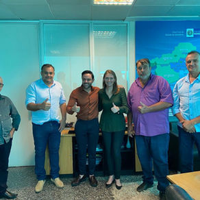 Deputada Estadual eleita Lebrinha lidera comitiva de prefeitos em reunião na Casa Civil