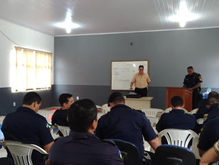POLICIAIS MILITARES PARTICIPAM DE PALESTRA REFERENTE OS IMPACTOS DO ESTRESSE