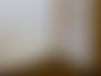 Marido apanha de cabo de vassoura após esposa descobrir conversas com outras mulheres em rede social