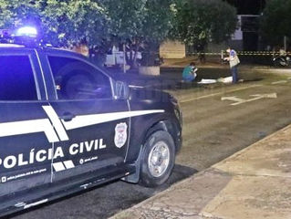 Homem é assassinado com tiro na cabeça no meio da rua