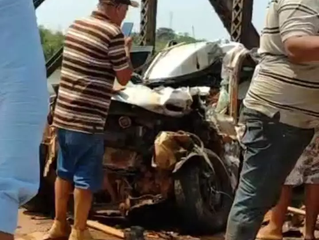 urgente: Motorista fica preso as ferragens após acidente entre três veículos em Porto Velho