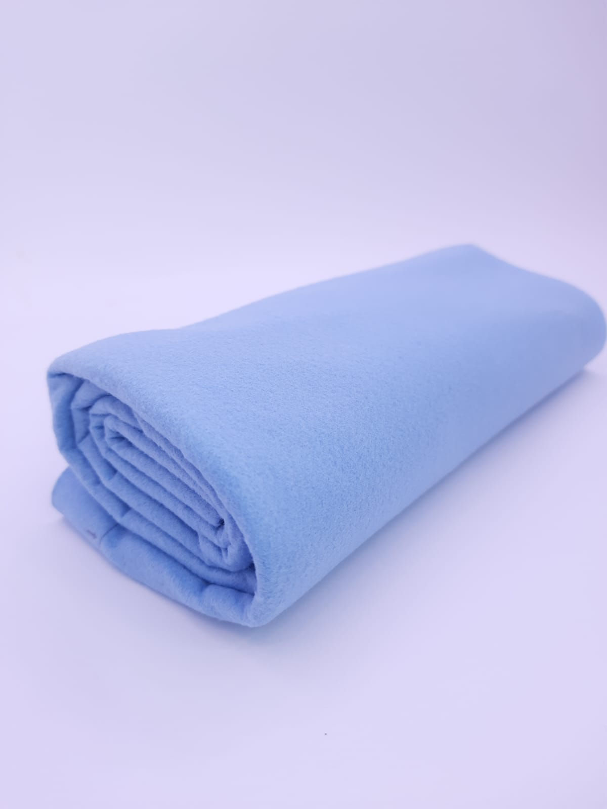 FELTRO SANTA FÉ LISO AZUL MONT BLANC 203