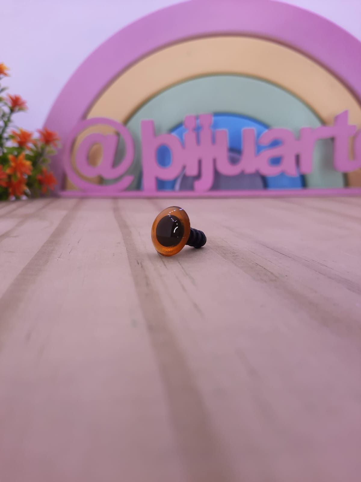 OLHO PELUCIA REDONDO 15MM - MARROM/FUME - 10UN