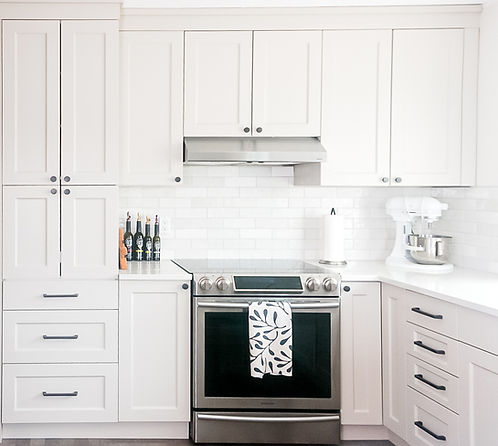 Kitchen Oven and CAbinets
