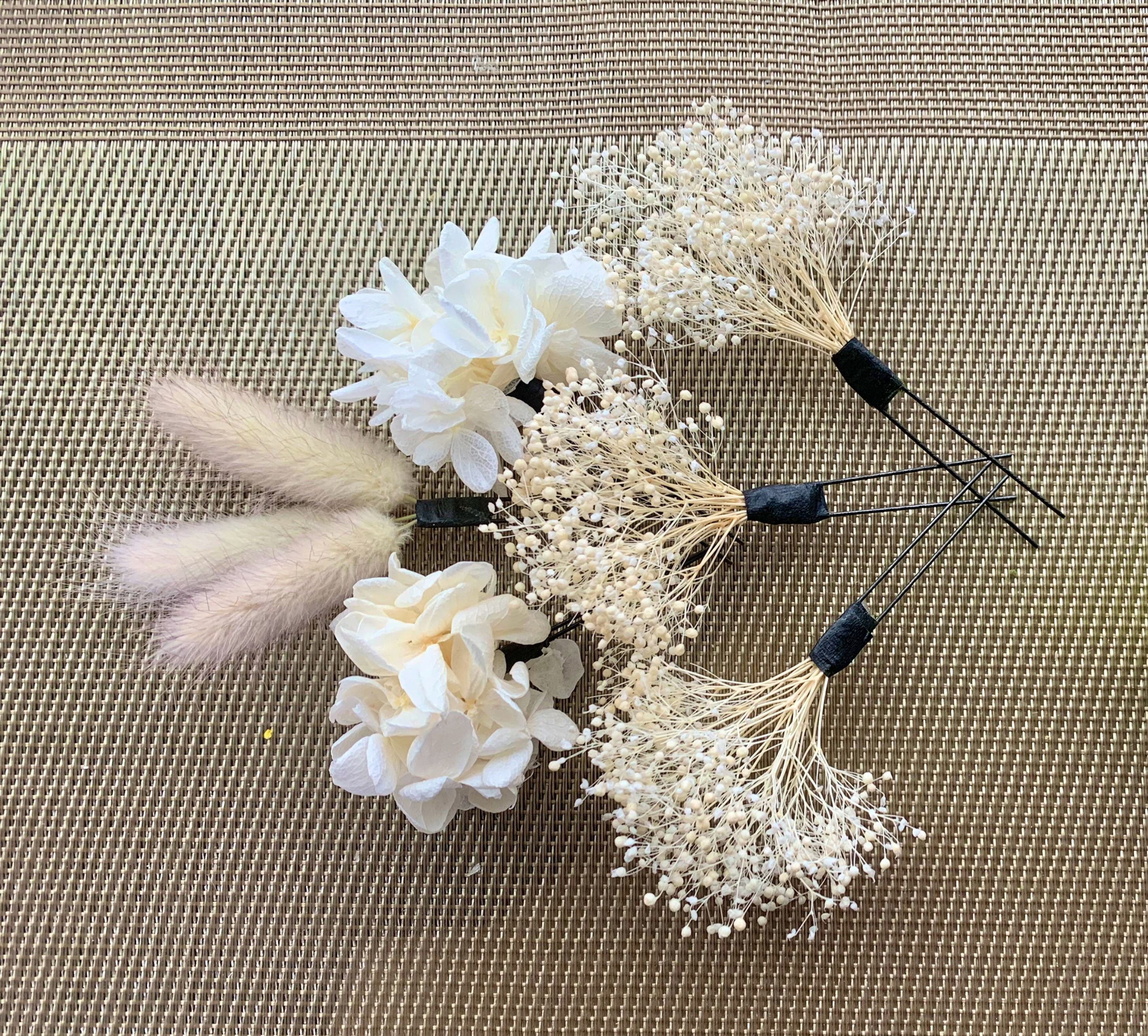 プリザーブドカスミソウ　髪飾り(送料無料)