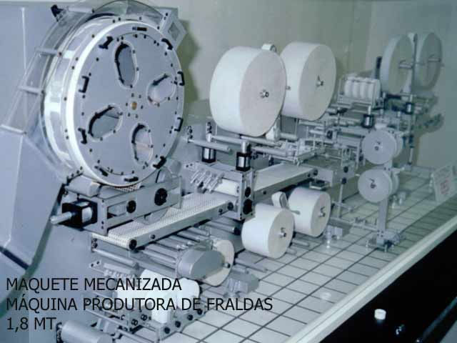 MAQUETE_FRALDAS_2b.jpg