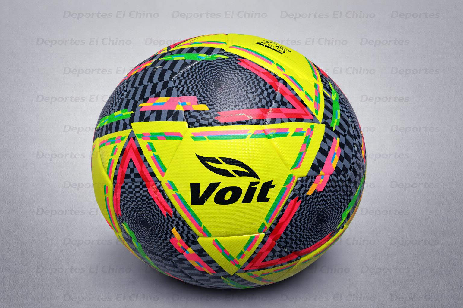 Balón de fútbol Voit Tempest o Voit Morph.