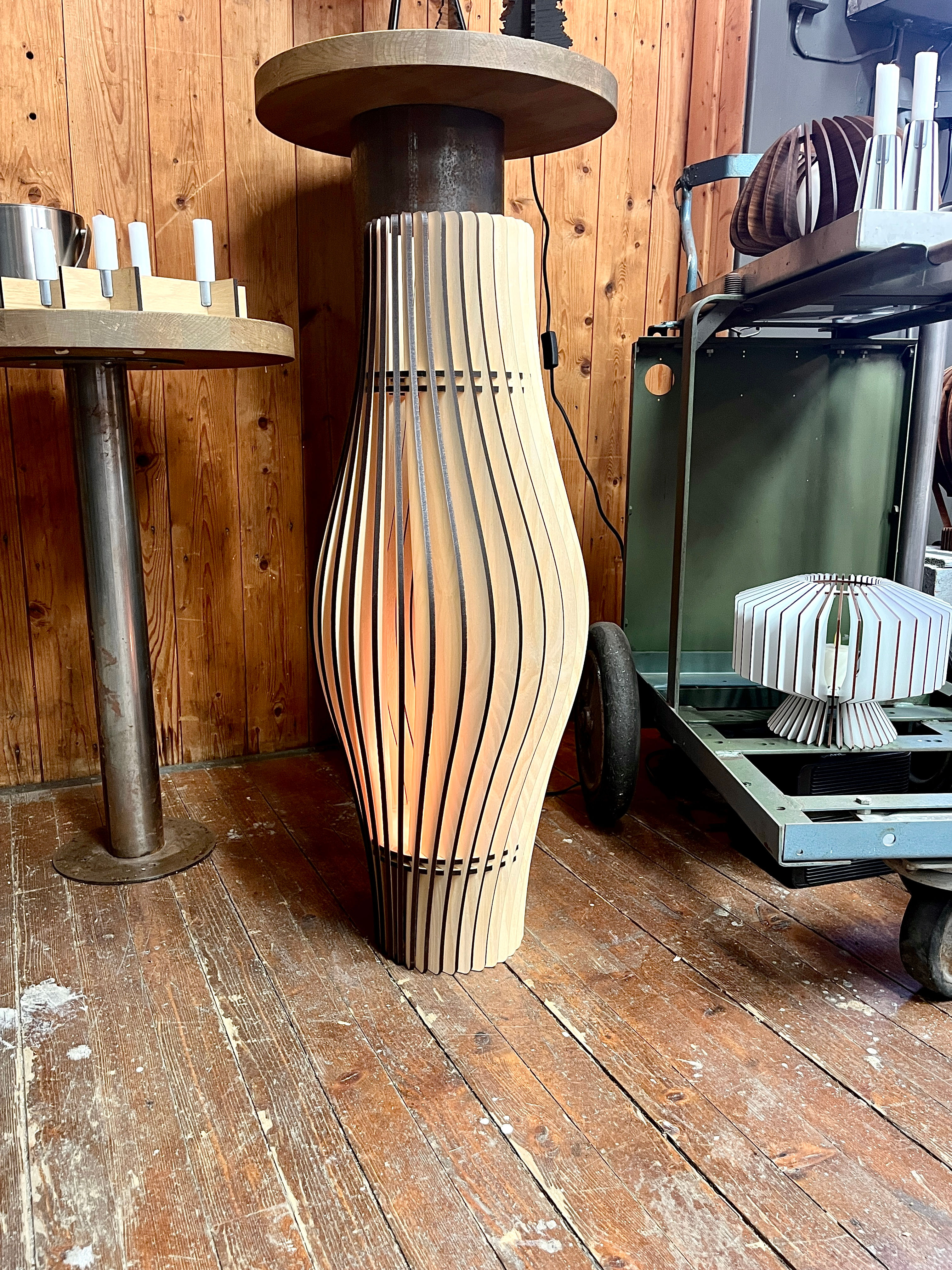 Vilja lampeskjerm for gulv