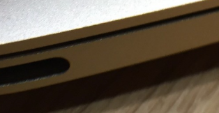 Apple 2015 Macbook USB-C Şarj Aletlerini Geri Çağırdı