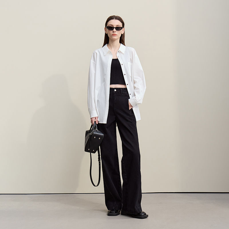 Pantalon en Denim Noir – Élégance Décontractée